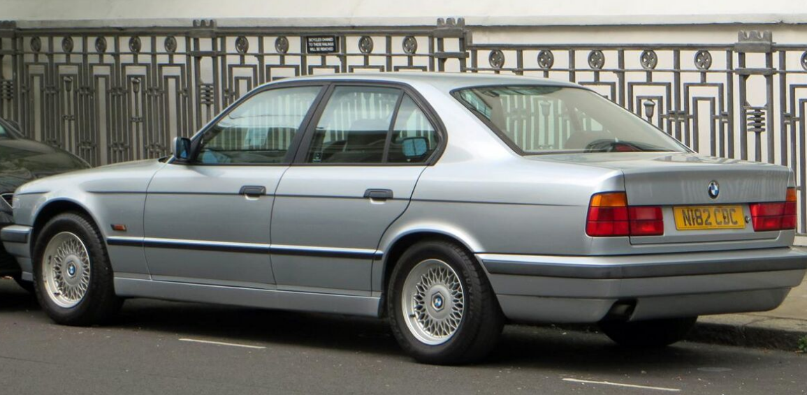 1988 BMW 5 Series (E34) 525i (170 Hp)  Technical specs, data, fuel  consumption, Dimensions