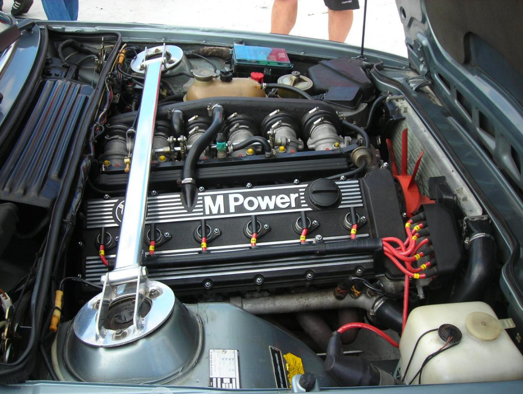 М6 какой двигатель